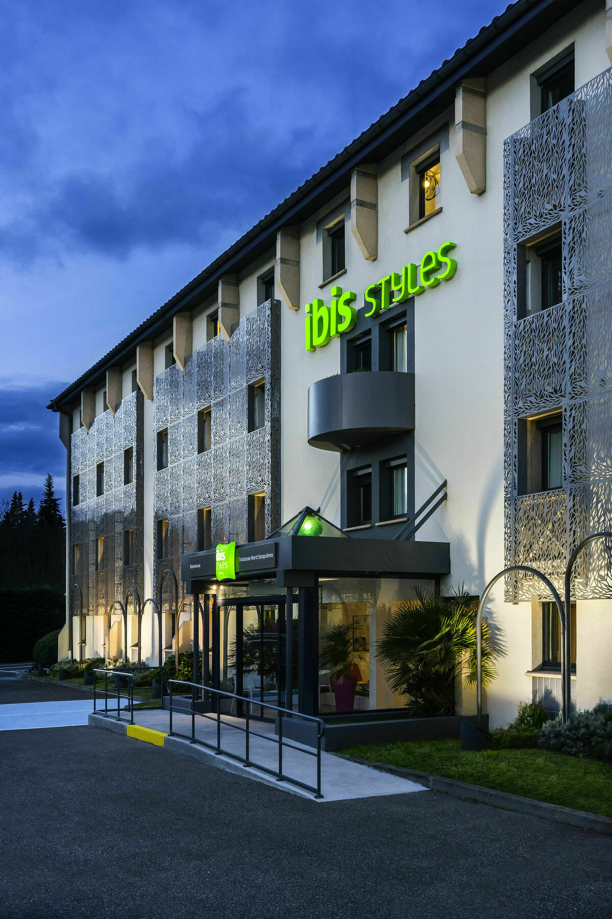 Ibis Styles Toulouse Nord Sesquieres Hotel Buitenkant foto